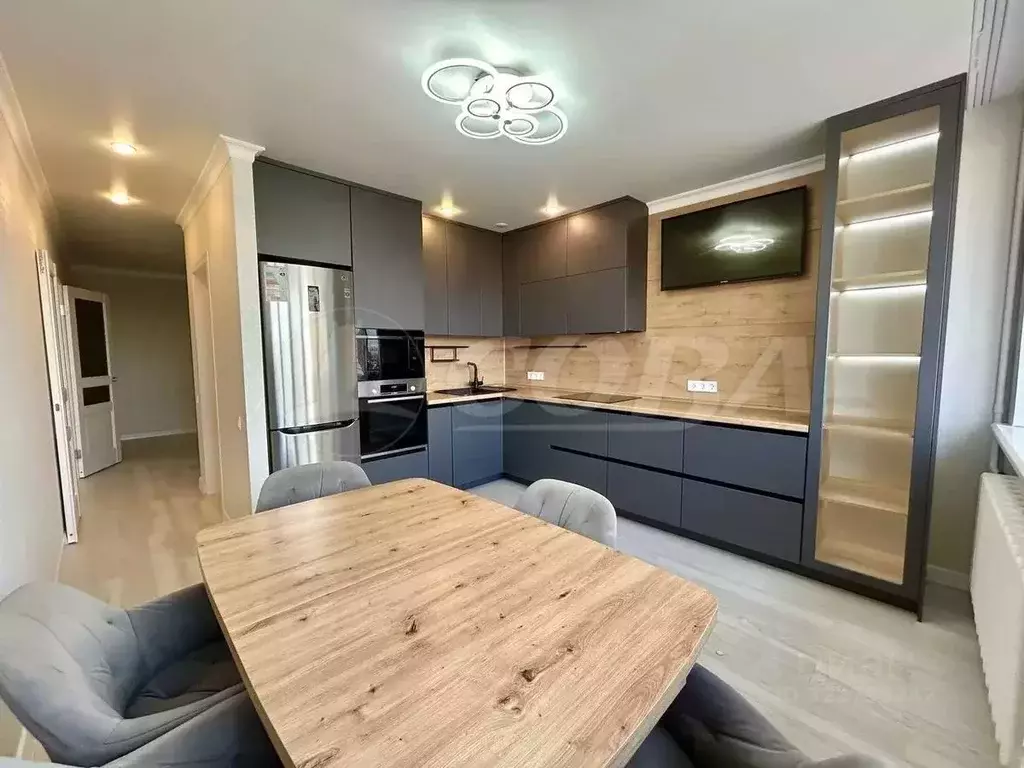 3-к кв. Тюменская область, Тюмень ул. Максима Горького, 90 (124.7 м) - Фото 1