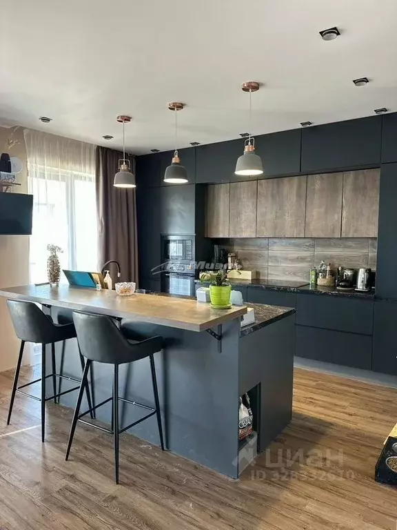 Дом в Крым, Симферопольский район, с. Мирное ул. Подгорная, 5 (127 м) - Фото 1