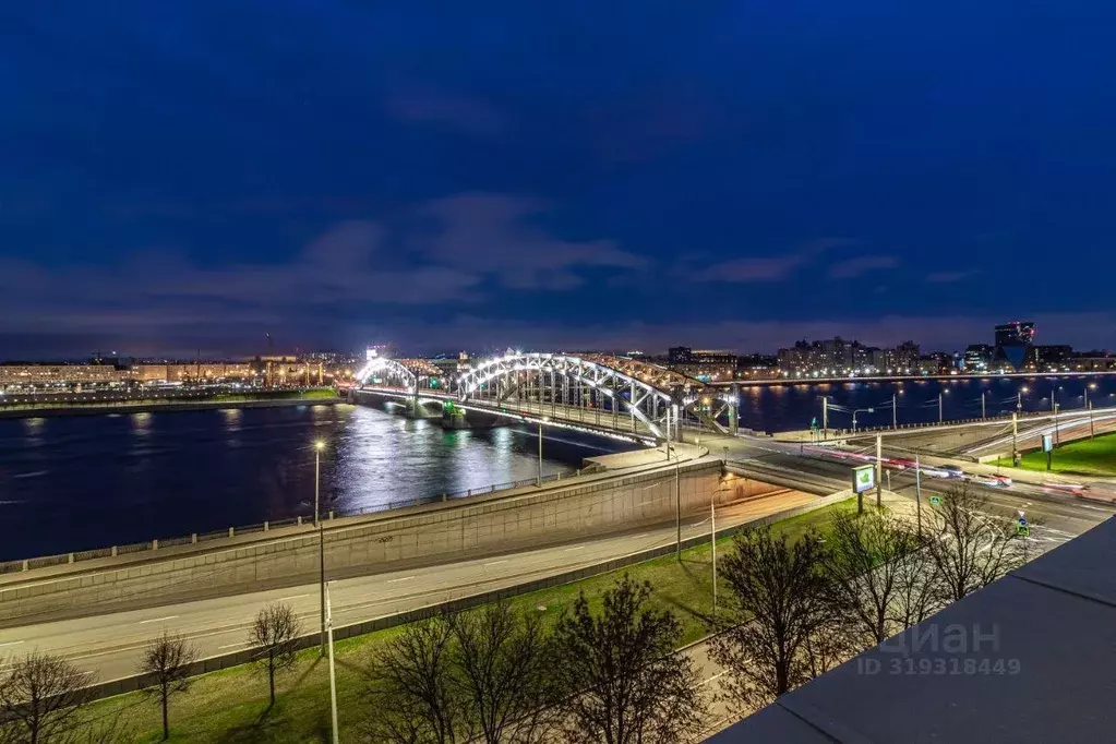 Квартира, 4 комнаты, 204.3 м - Фото 0