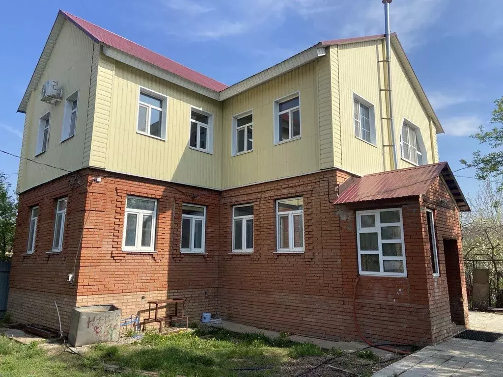 Дом в Оренбургская область, Оренбург Кузнечный мкр, ул. Лагерная, 2А ... - Фото 1