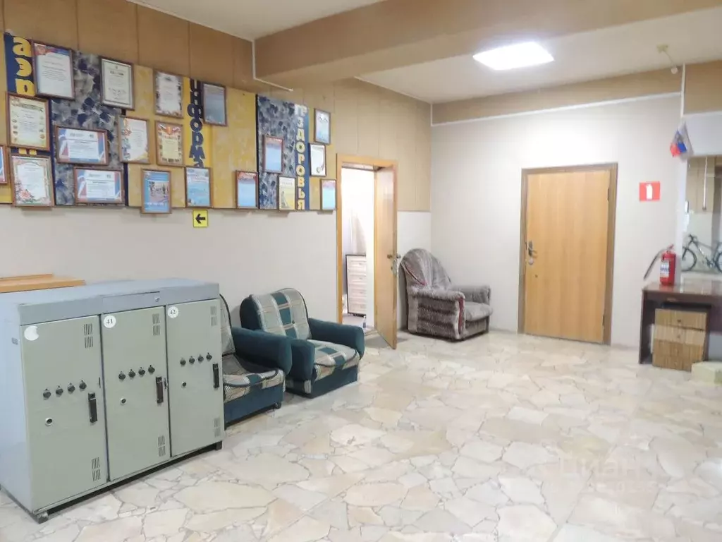 Помещение свободного назначения в Саратовская область, Балаково ул. ... - Фото 1