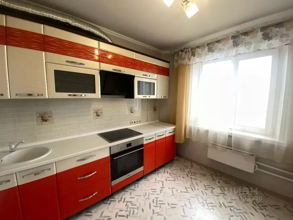 2-к кв. Хакасия, Абакан ул. Крылова, 102 (54.7 м) - Фото 1