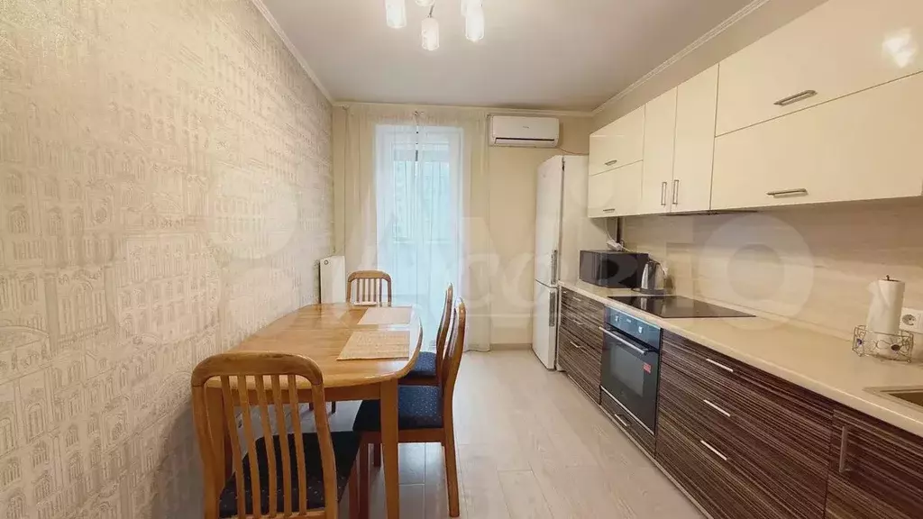 1-к. квартира, 45 м, 3/17 эт. - Фото 1