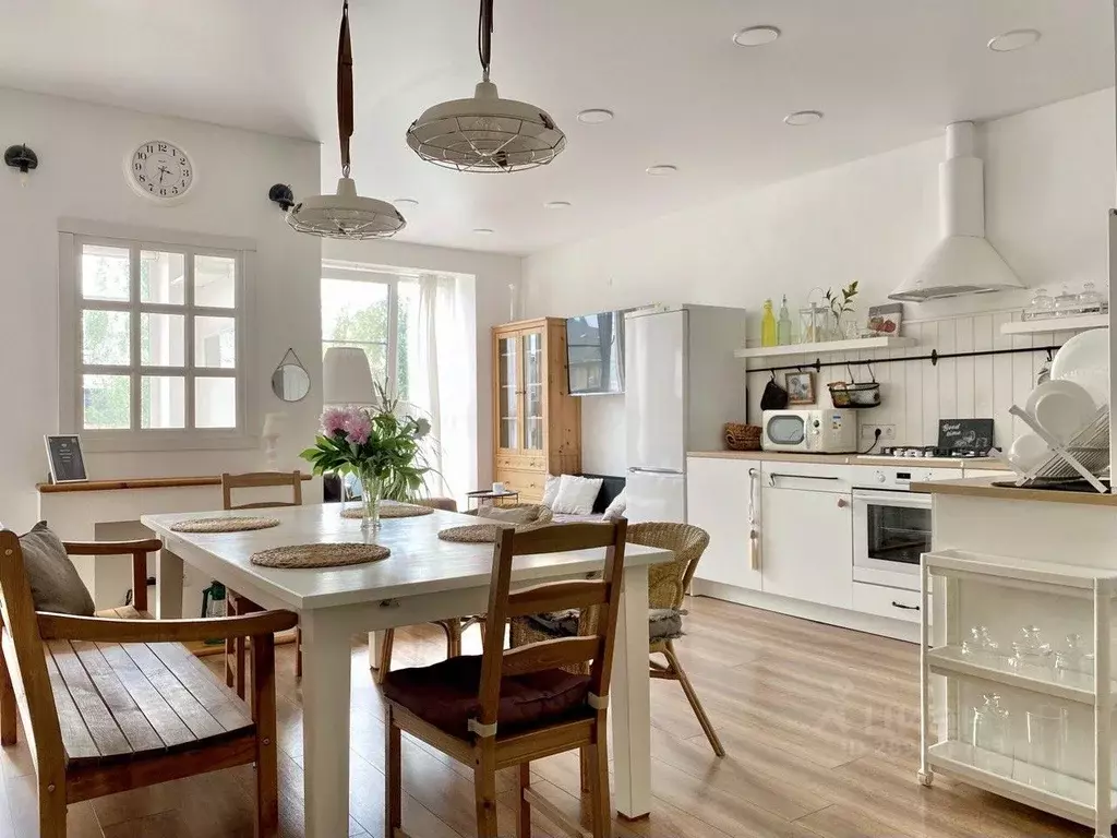 Дом в Рязанская область, Рязанский район, Заборьевское с/пос, с. ... - Фото 1