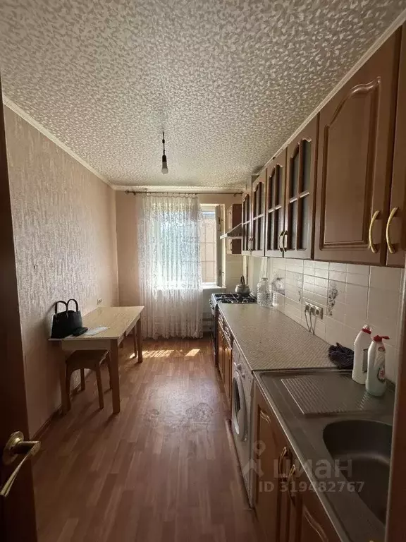 3-к кв. Волгоградская область, Волжский просп. Дружбы, 8 (57.7 м) - Фото 0