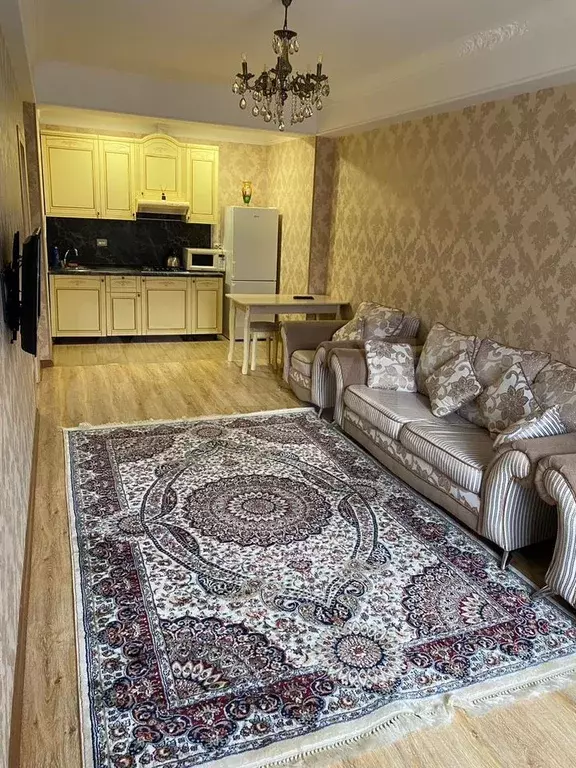2-к. квартира, 50 м, 1/10 эт. - Фото 1