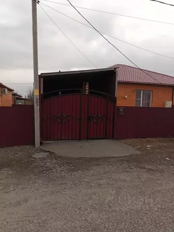 Дом в Ростовская область, Новошахтинск Прохладная ул., 78 (73 м) - Фото 1