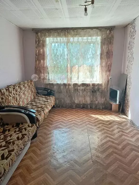 Комната 17,3 м в 8-к., 5/9 эт. - Фото 1