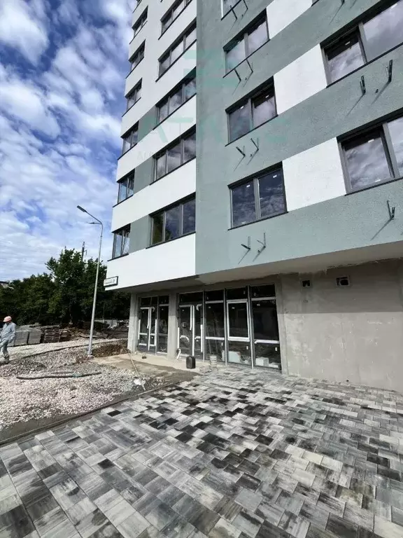 Торговая площадь в Крым, Симферополь ул. Балаклавская, 10 (37 м) - Фото 1