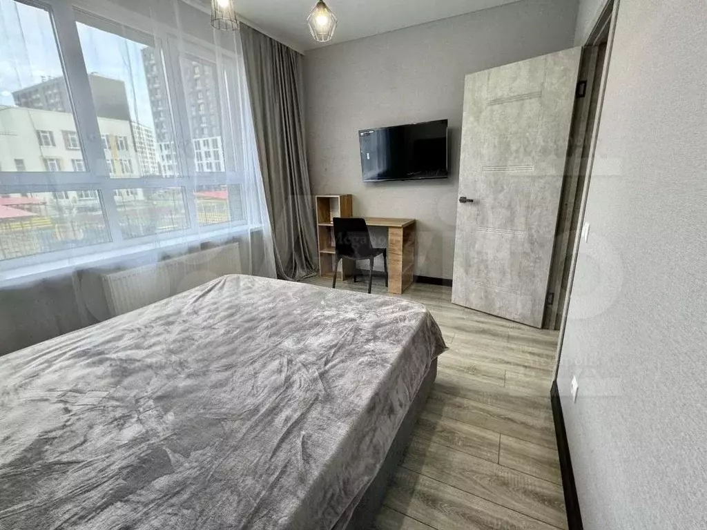 1-к. квартира, 40 м, 2/13 эт. - Фото 1