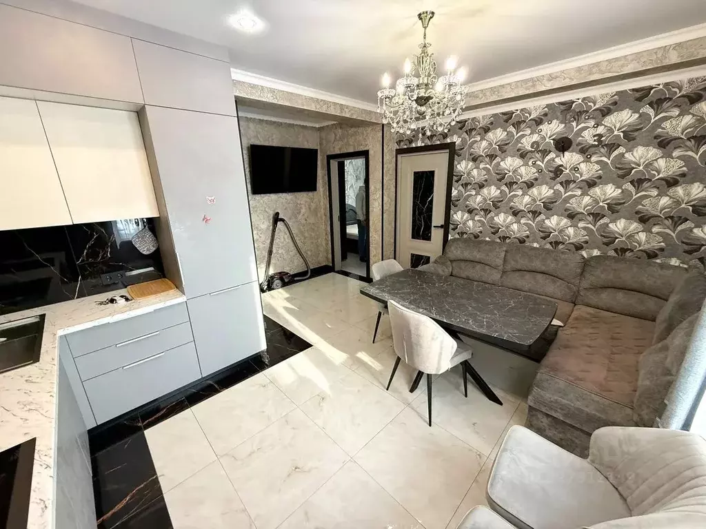 2-к кв. Кировская область, Киров ул. Ивана Попова, 97 (51.0 м) - Фото 2