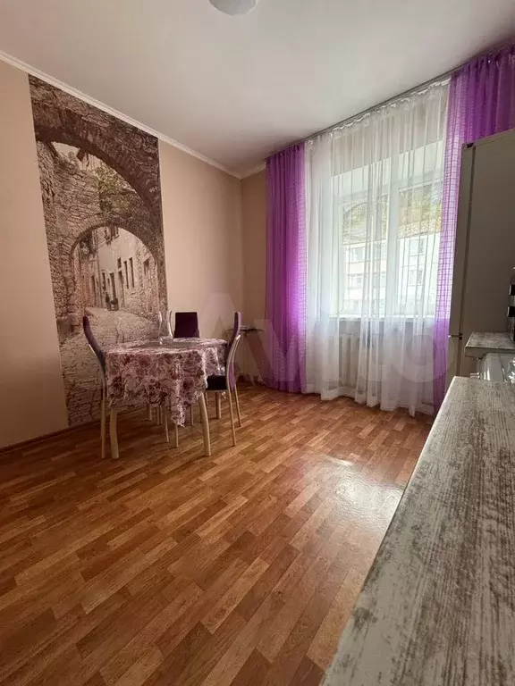 1-к. квартира, 42 м, 6/9 эт. - Фото 0
