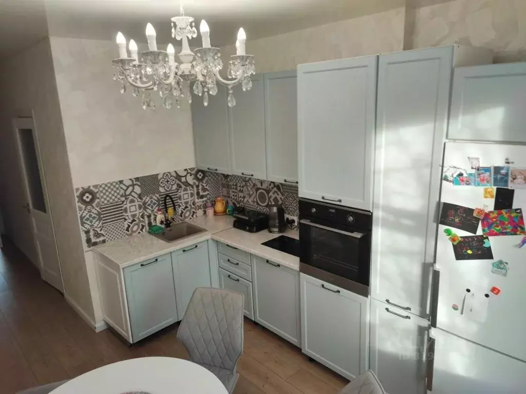 2-к кв. Саха (Якутия), Якутск просп. Ленина, 23 (70.0 м) - Фото 0