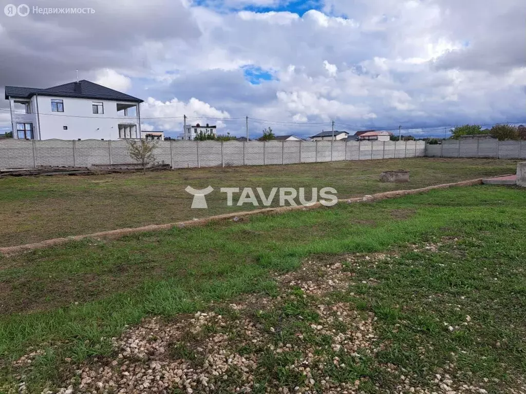 Участок в Трудовское сельское поселение, посёлок Айкаван, улица ... - Фото 1