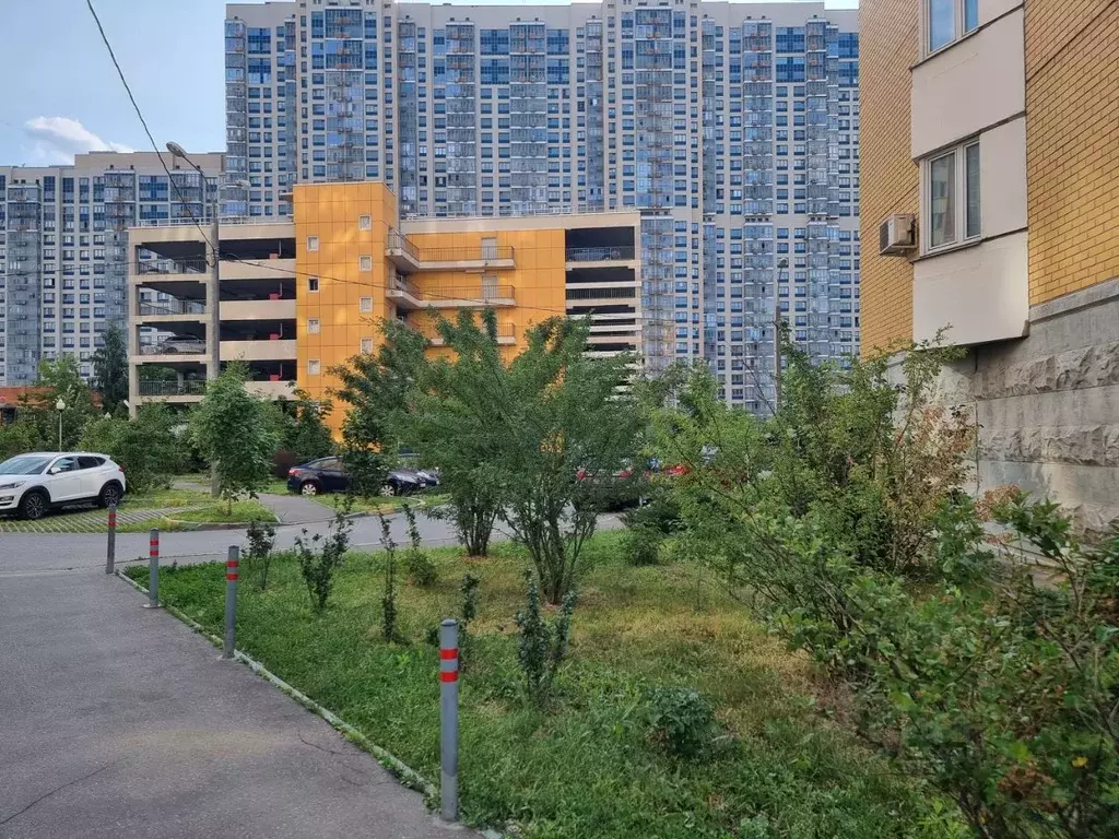 Гараж в Московская область, Красногорск бул. Красногорский, 48с1 (16 ... - Фото 1