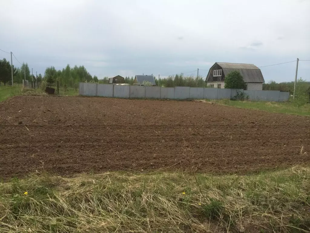 Участок в Татарстан, Верхнеуслонский район, Нижнеуслонское с/пос, д. ... - Фото 1