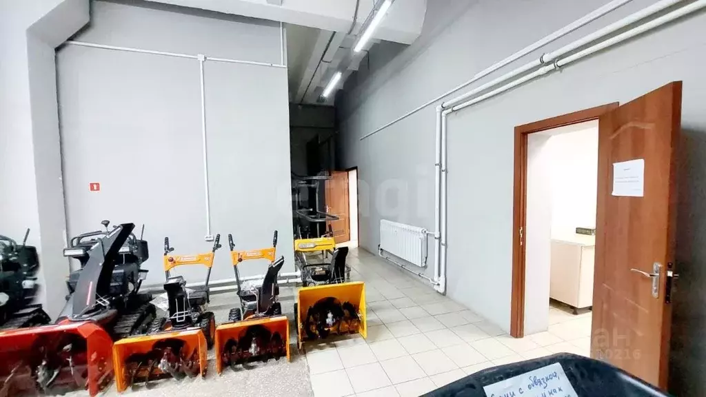 Торговая площадь в Татарстан, Казань ул. Сибирский Тракт, 34к12 (950 ... - Фото 1