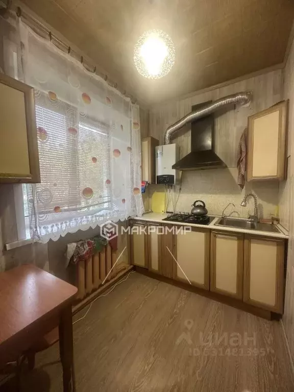 3-к кв. Брянская область, Брянск ул. Островского, 77А (56.0 м) - Фото 1