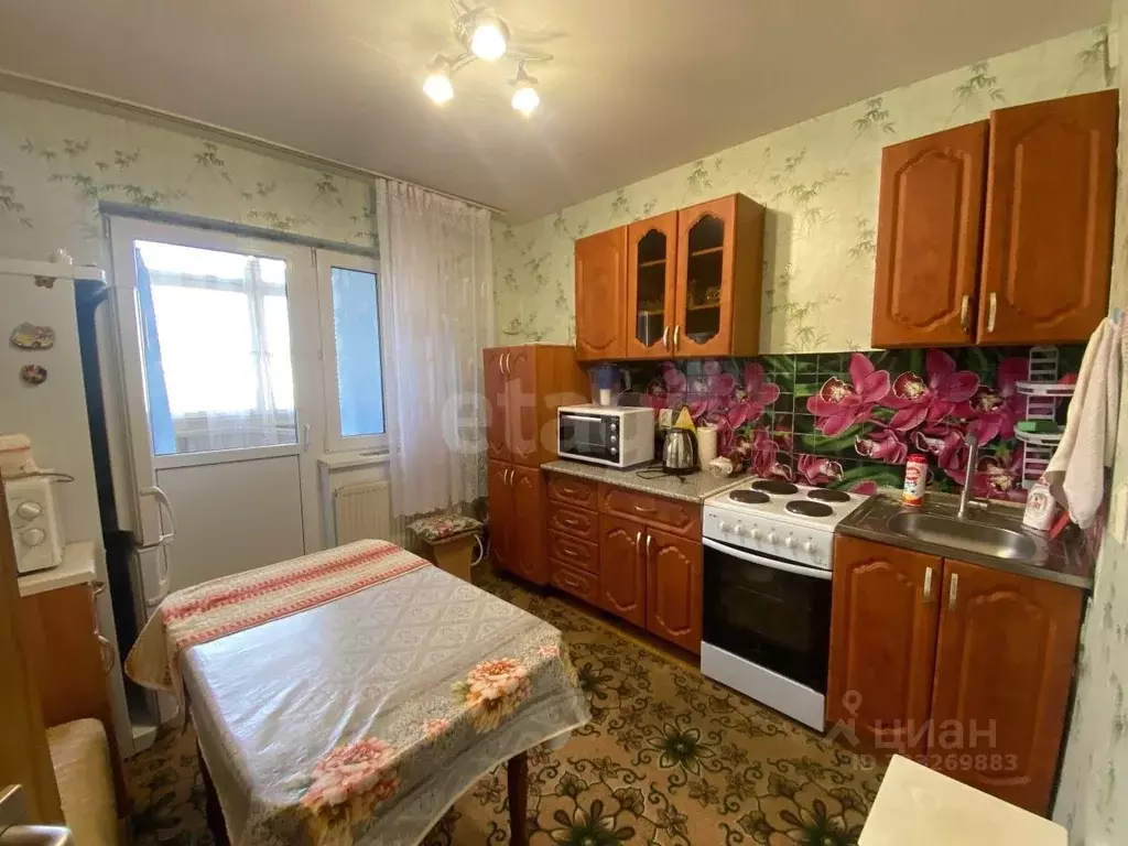 2-к кв. Псковская область, Остров ул. К. Назаровой, 66 (55.3 м) - Фото 2