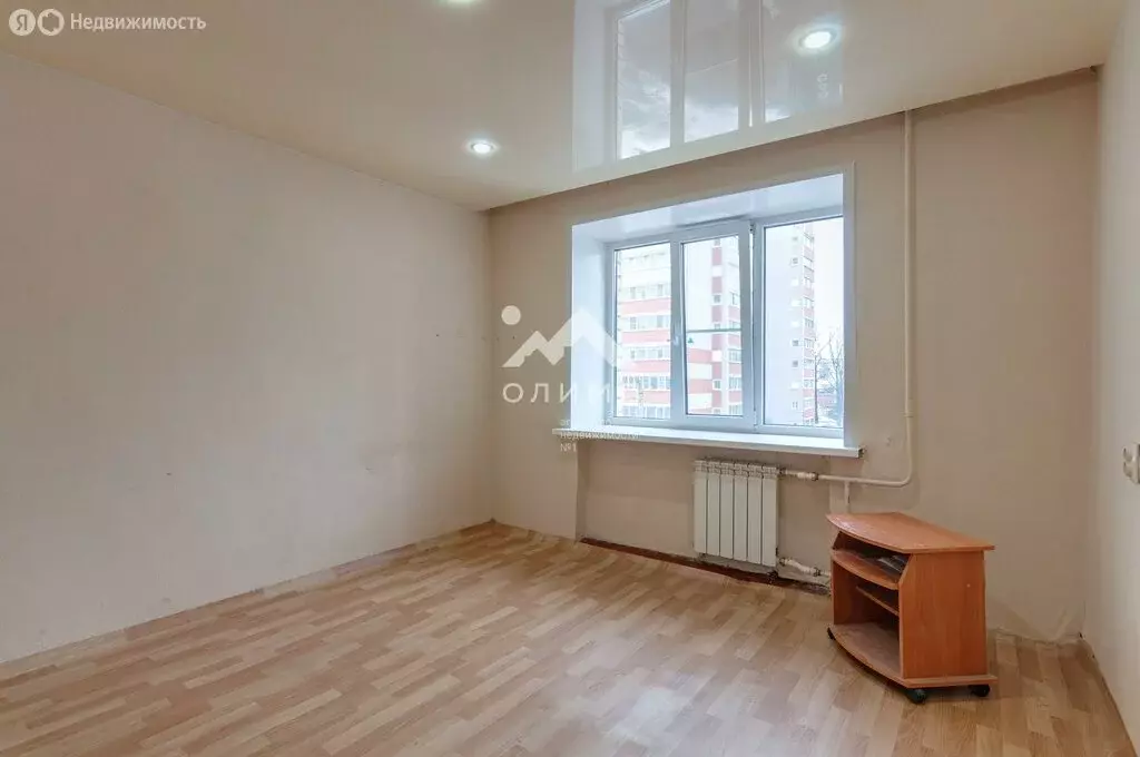 1к в 4-комнатной квартире (13.8 м) - Фото 1