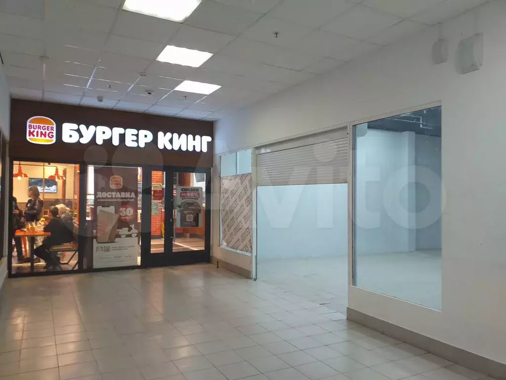 Помещение на трафике рядом с рестораном, 50 м - Фото 1