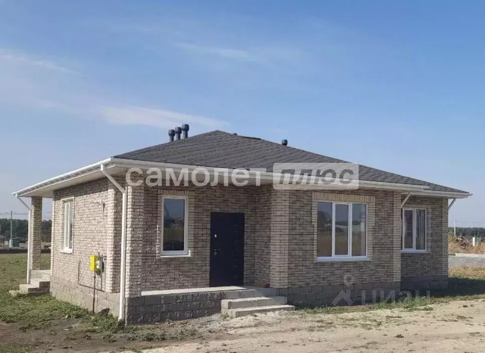 Дом в Белгородская область, Белгородский район, с. Стрелецкое ул. ... - Фото 1