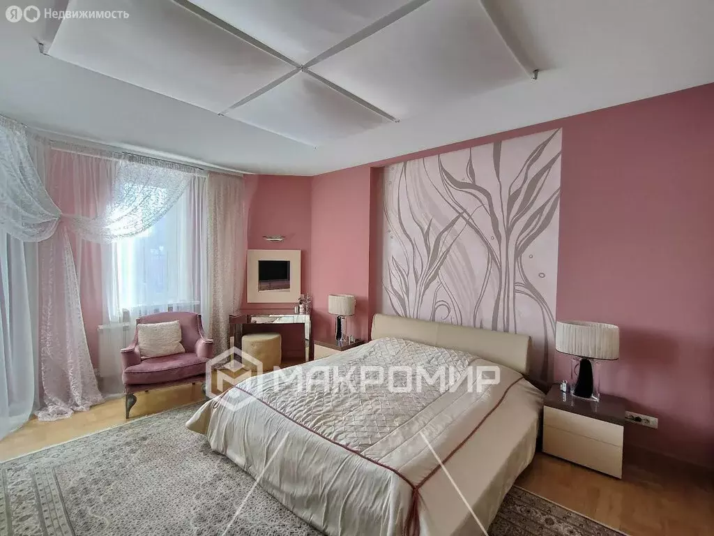 4-комнатная квартира: Новосибирск, улица Дуси Ковальчук, 274 (189 м) - Фото 1