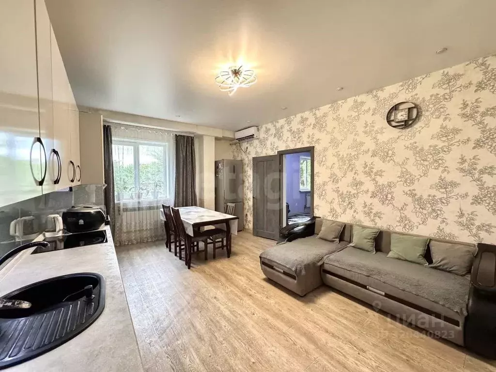 3-к кв. Приморский край, Артем ул. Ворошилова, 24 (70.0 м) - Фото 0
