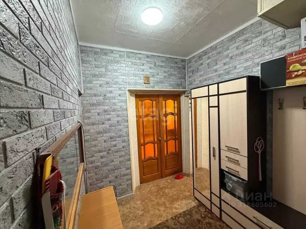 2-к кв. Башкортостан, Уфа Коммунистическая ул., 37 (49.6 м) - Фото 0