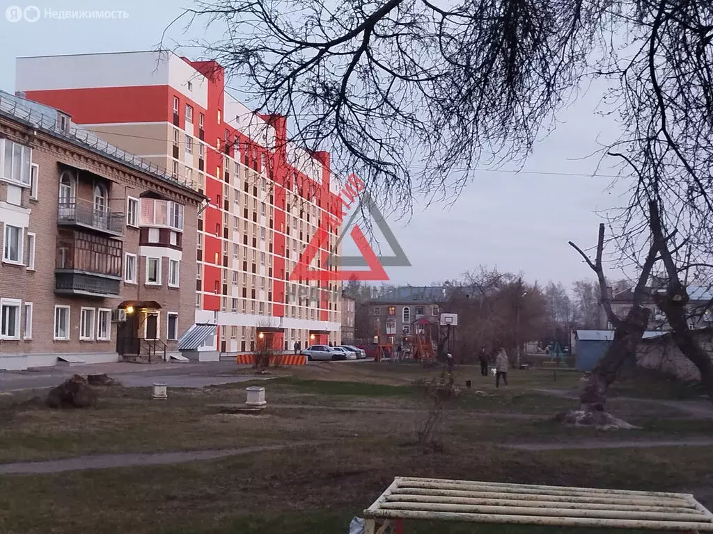 1-комнатная квартира: Каменск-Уральский, посёлок Трубный, улица ... - Фото 0