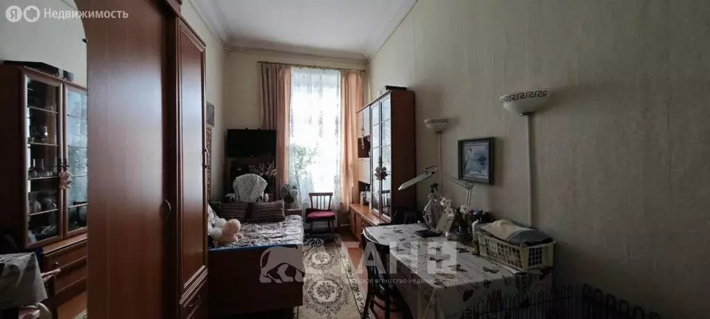 1к в 12-комнатной квартире (16.4 м) - Фото 1