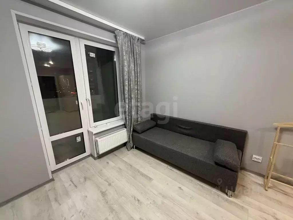 Студия Тюменская область, Тюмень Велижанская ул., 66к1 (24.4 м) - Фото 1