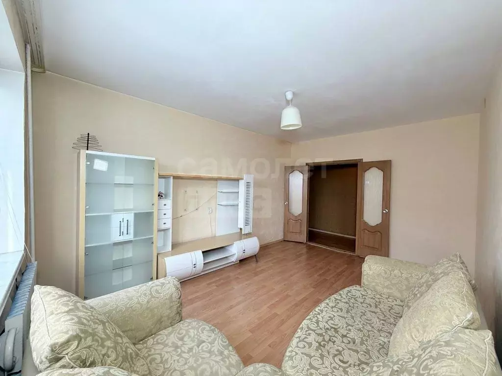 3-к кв. Оренбургская область, Оренбург просп. Гагарина, 41/2 (62.8 м) - Фото 1