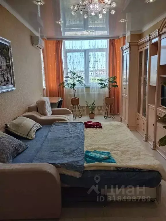 2-к кв. Крым, Феодосия ул. Насыпная, 6 (65.0 м) - Фото 0