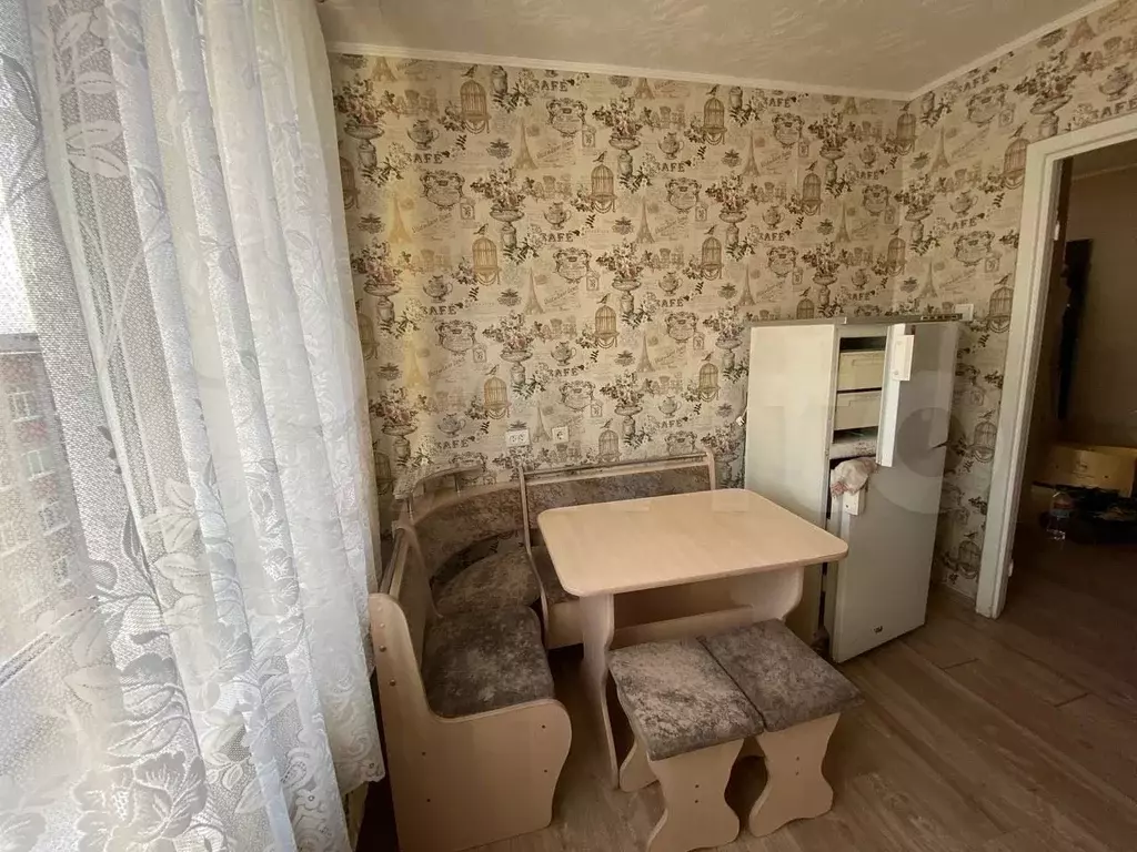 2-к. квартира, 56 м, 8/9 эт. - Фото 1
