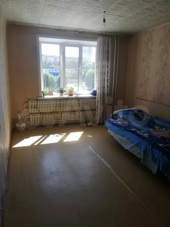 Комната 17,5 м в 8-к., 5/9 эт. - Фото 0