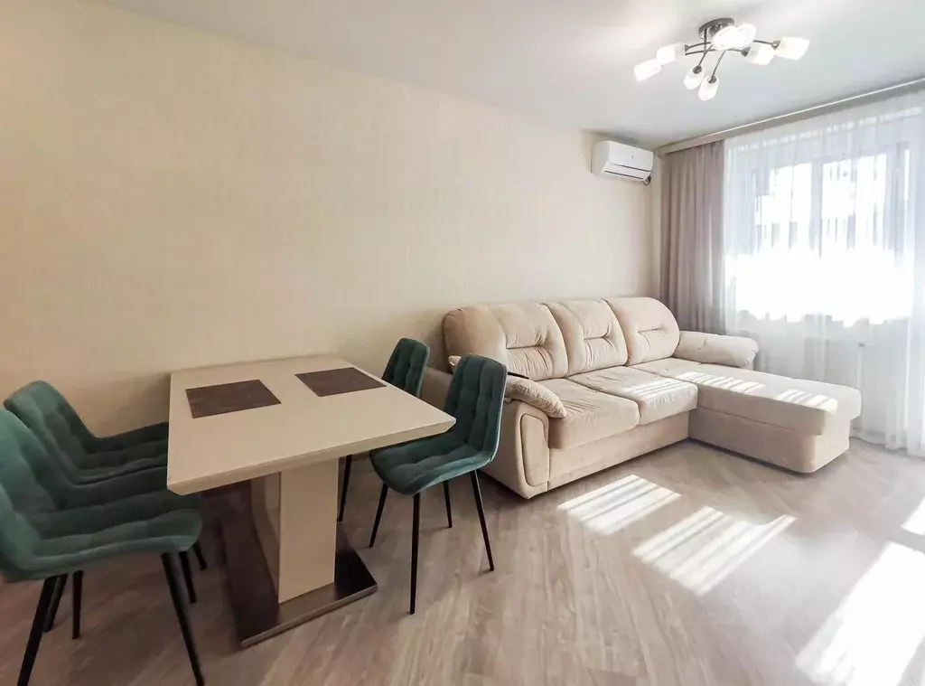 1-к кв. Татарстан, Казань ул. Алексея Козина, 7 (49.0 м) - Фото 1