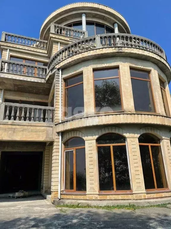 Дом, 699.6 м - Фото 0