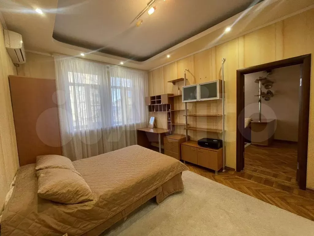 1-к. квартира, 50 м, 5/5 эт. - Фото 1