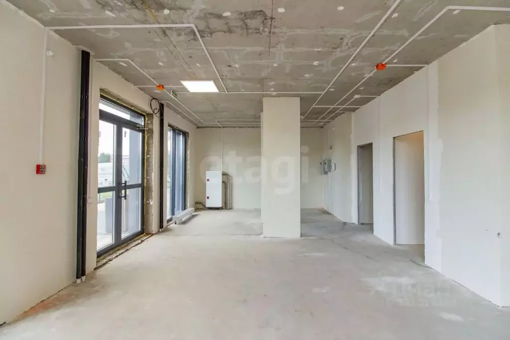 Помещение свободного назначения в Красноярский край, Красноярск ул. ... - Фото 1