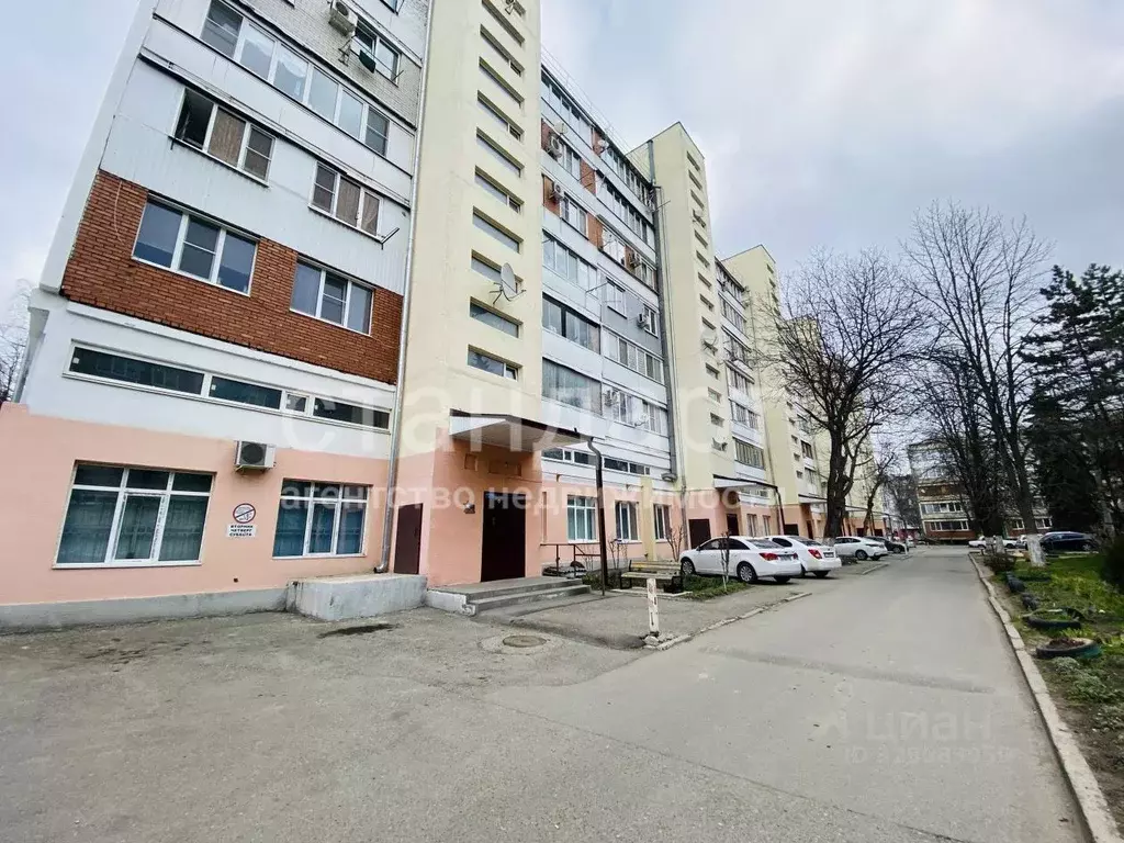 2-к кв. Ставропольский край, Ессентуки Октябрьская ул. (41.7 м) - Фото 0