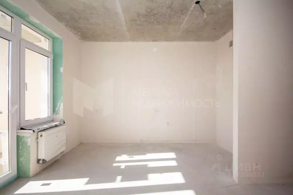 Студия Тюменская область, Тюмень ул. Краснооктябрьская, 10 (26.0 м) - Фото 1