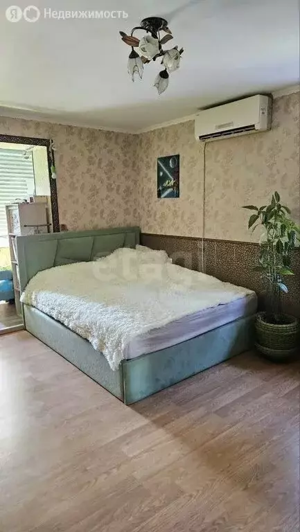 2-комнатная квартира: Алупка, улица И. Левитана, 5 (54.9 м) - Фото 2