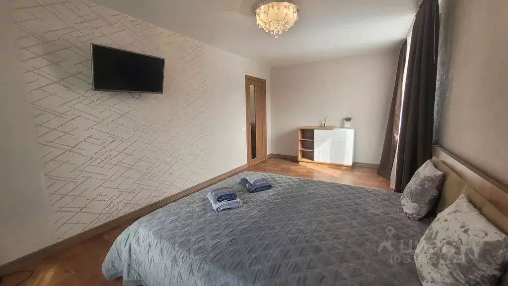 3-к кв. Кемеровская область, Новокузнецк просп. Дружбы, 8А (50.0 м) - Фото 1
