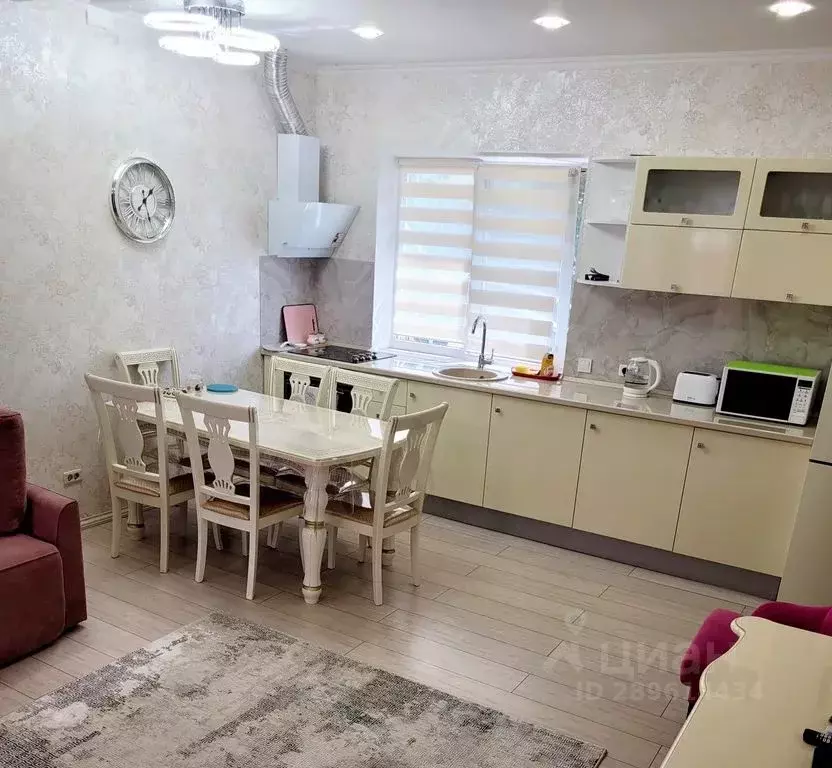 Дом в Башкортостан, Абзелиловский район, Ташбулатовский сельсовет, д. ... - Фото 1