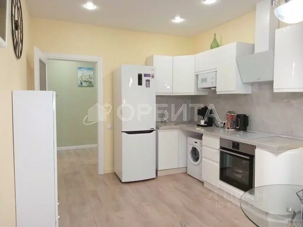 2-к кв. Тюменская область, Тюмень ул. Линейная, 7 (68.0 м) - Фото 1