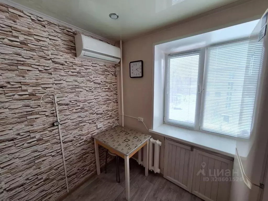 1-к кв. Башкортостан, Салават Октябрьская ул., 15 (31.7 м) - Фото 1