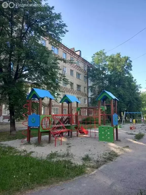 3-комнатная квартира: Тюмень, улица 50 лет Октября, 51 (56 м) - Фото 1