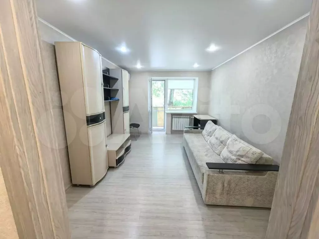 2-к. квартира, 43 м, 2/4 эт. - Фото 0