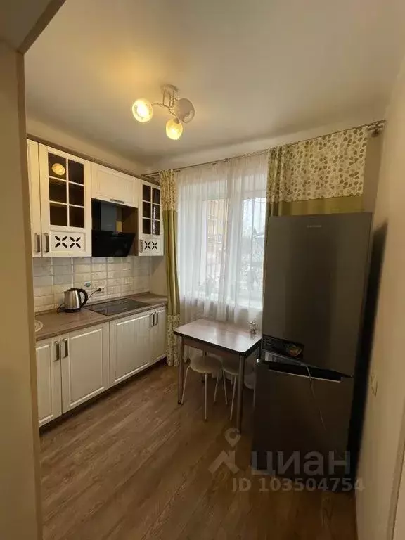 1-к кв. Бурятия, Улан-Удэ ул. Ленина, 31 (45.0 м) - Фото 0